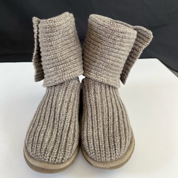 Ugg boots - Picture 4 of 6